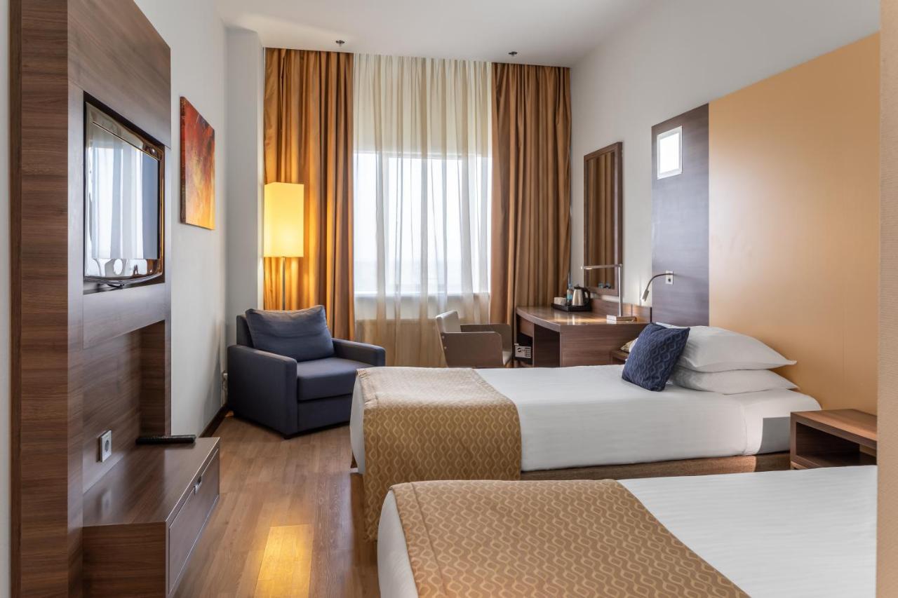 Ramada Encore Kyiv Room photo