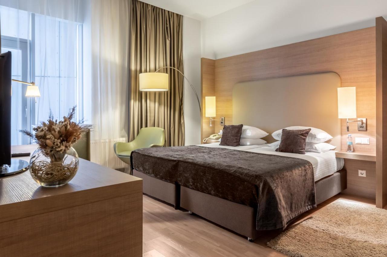 Ramada Encore Kyiv Exterior photo