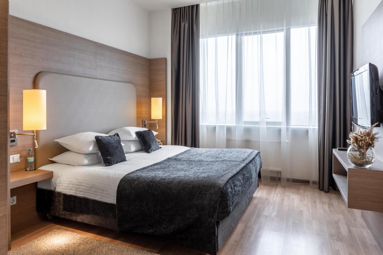 Ramada Encore Kyiv Room photo